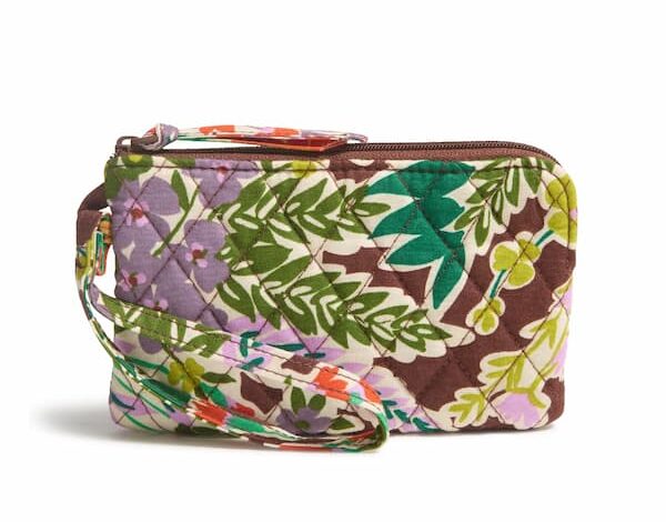 cotton essential zip wristlet deal
